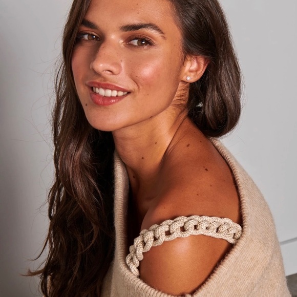 sweater. S/M size - Picture 5 of 7